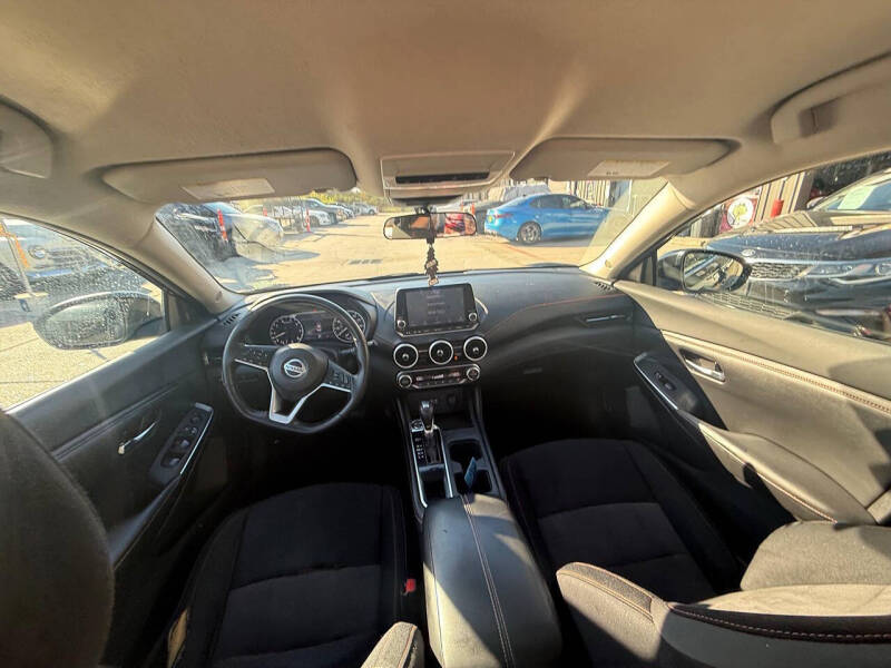 2020 Nissan Sentra SR