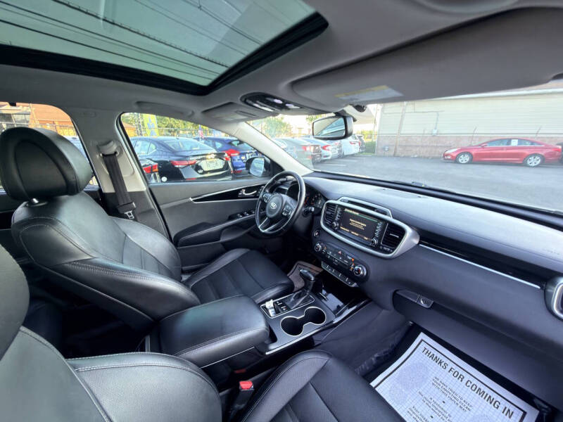 2016 Kia Sorento SX V6