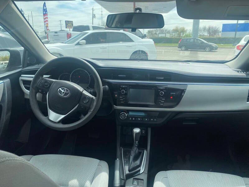 2016 Toyota Corolla LE Plus