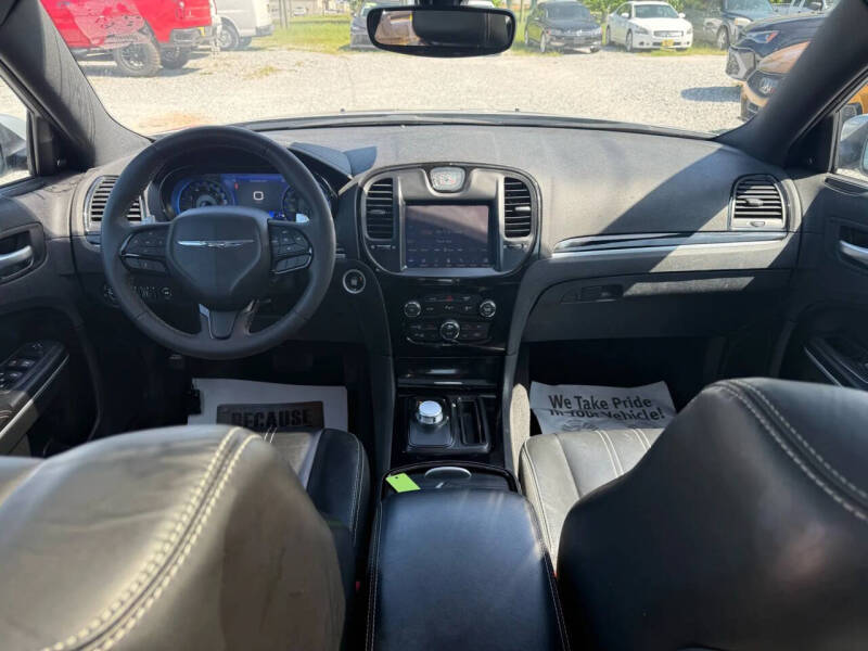 2023 Chrysler 300 S V6