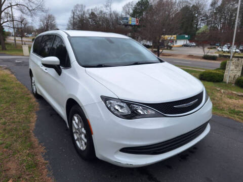 2018 Chrysler Pacifica for sale at Eastlake Auto Group, Inc. in Raleigh NC