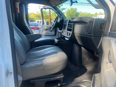 2016 Chevrolet Express 2500