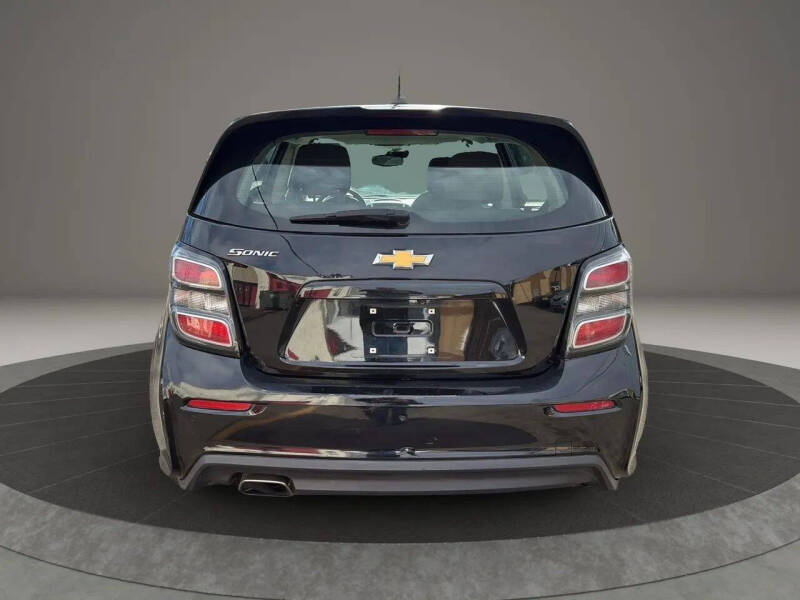 2019 Chevrolet Sonic LT Auto Fleet