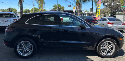 2015 Porsche Macan S