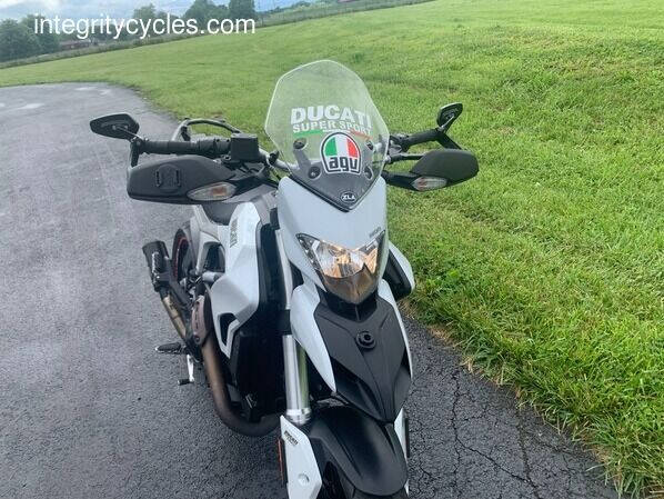 2014 Ducati Hyperstrada