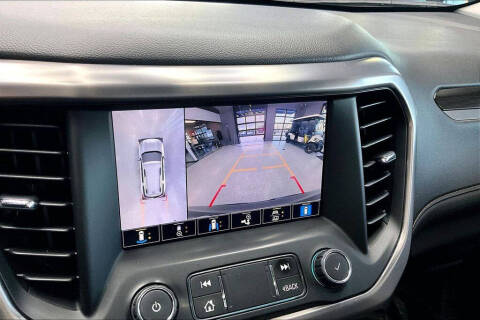 2022 GMC Acadia AT4