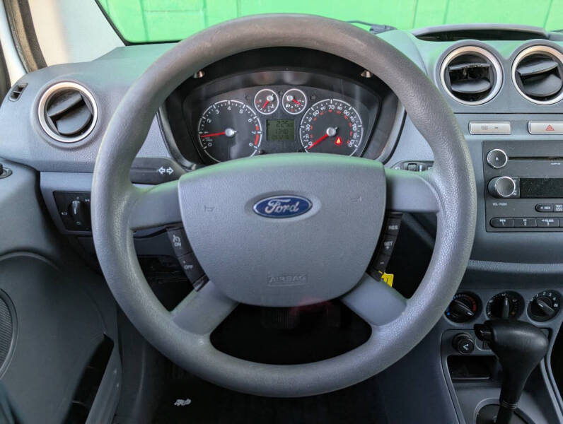 2013 Ford Transit Connect XLT