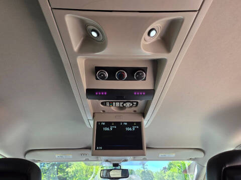 2016 Chrysler Town and Country Touring-L