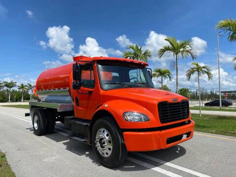 2018 Freightliner M2 106