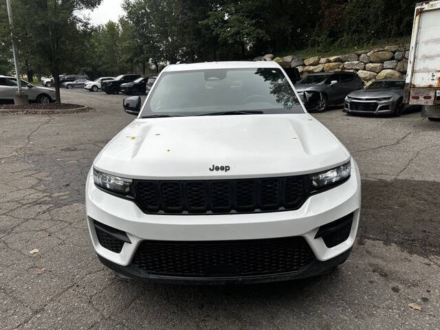 2023 Jeep Grand Cherokee for sale at Bowman Auto Center in Clarkston, MI