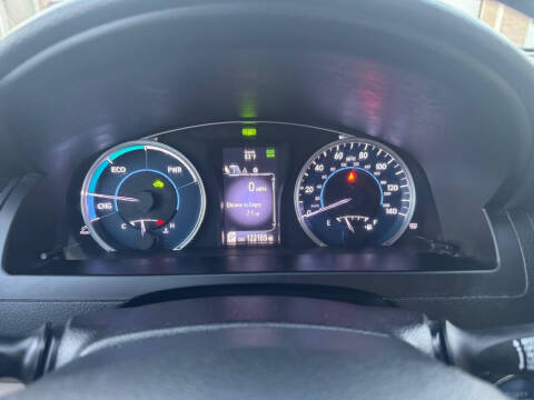 2017 Toyota Camry Hybrid