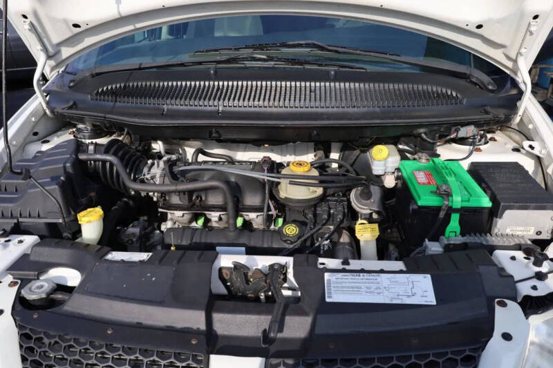 2003 Dodge Grand Caravan SE