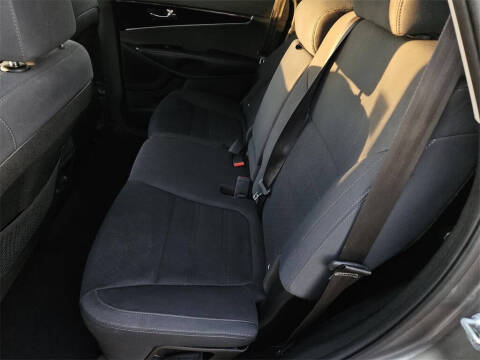 2019 Kia Sorento LX V6