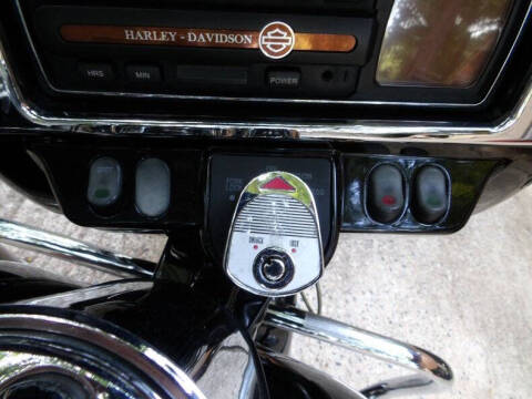 2004 Harley-Davidson FLHT Electra Glide