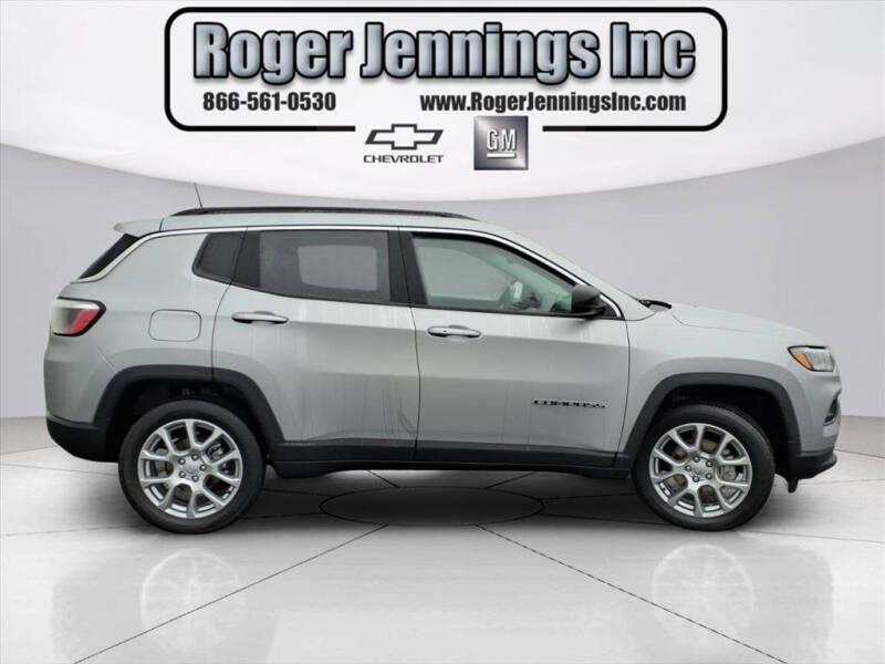 2022 Jeep Compass Latitude Lux