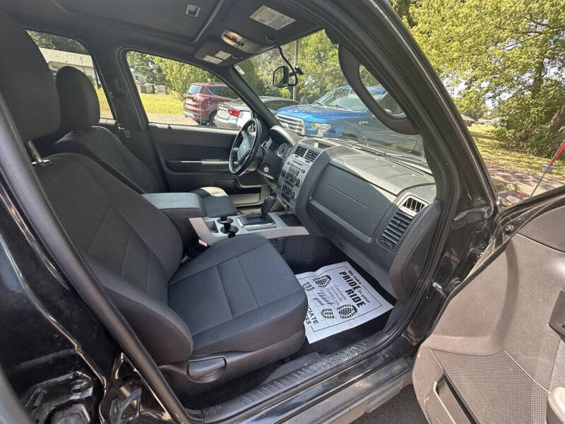 2011 Ford Escape XLT