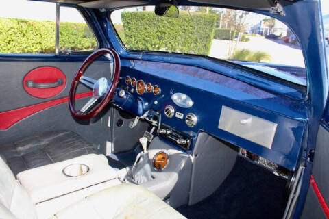 1946 Ford Super Deluxe