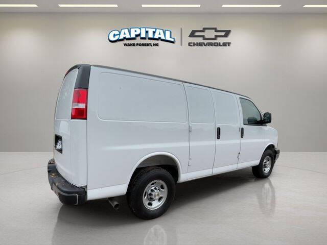 2025 Chevrolet Express 2500