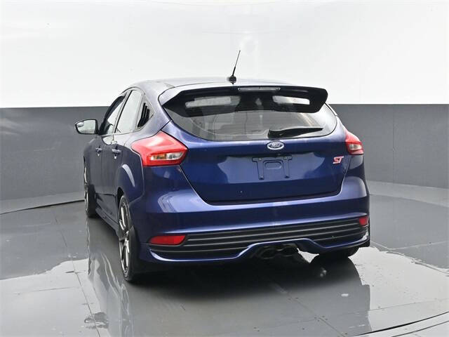 2017 Ford Focus ST