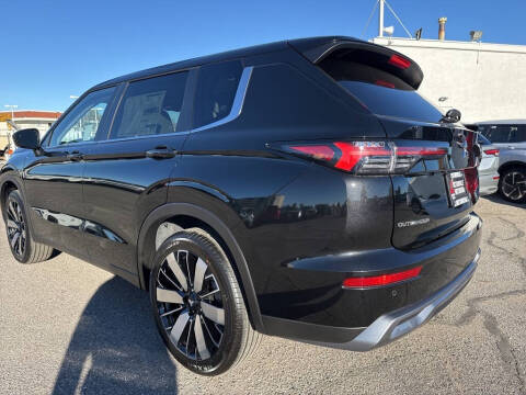 2025 Mitsubishi Outlander SE