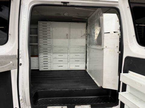 2011 Ford E-Series E-350 SD