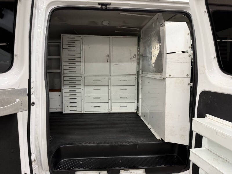 2011 Ford E-Series E-350 SD