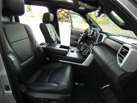 2024 Toyota Tundra Platinum HV