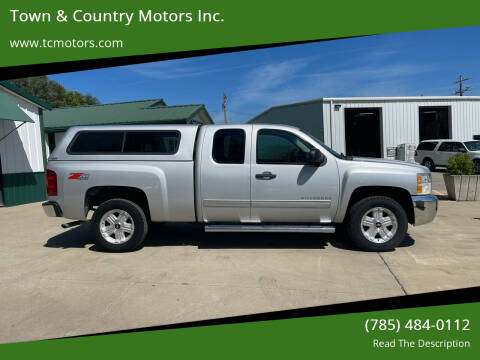 2013 Chevrolet Silverado 1500 for sale at Town & Country Motors Inc. in Meriden KS