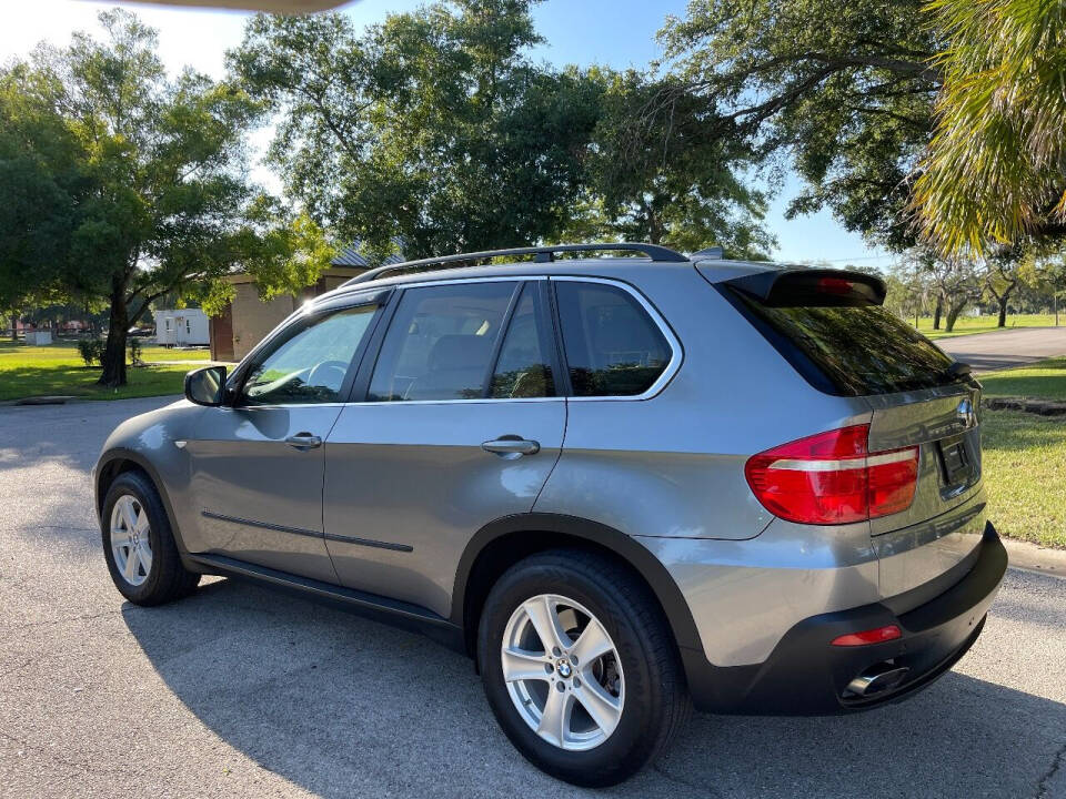 2007 BMW X5 for sale at ROADHOUSE AUTO SALES INC. in Tampa, FL