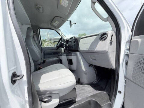 2014 Ford E-Series
