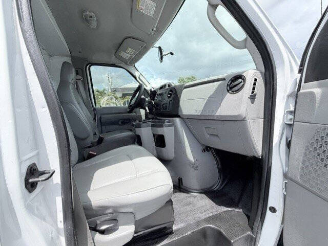 2014 Ford E-Series