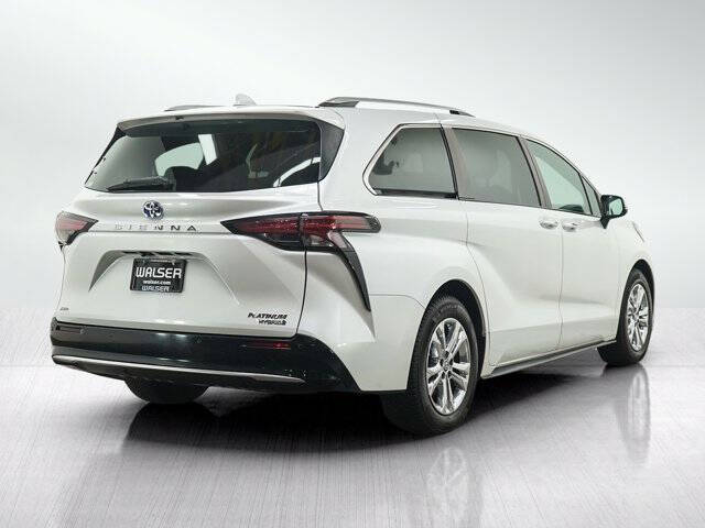 2023 Toyota Sienna Platinum 7-Passenger