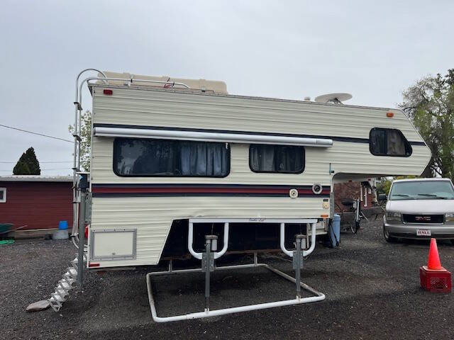 1991 Cascade 10 Ft Truck Camper