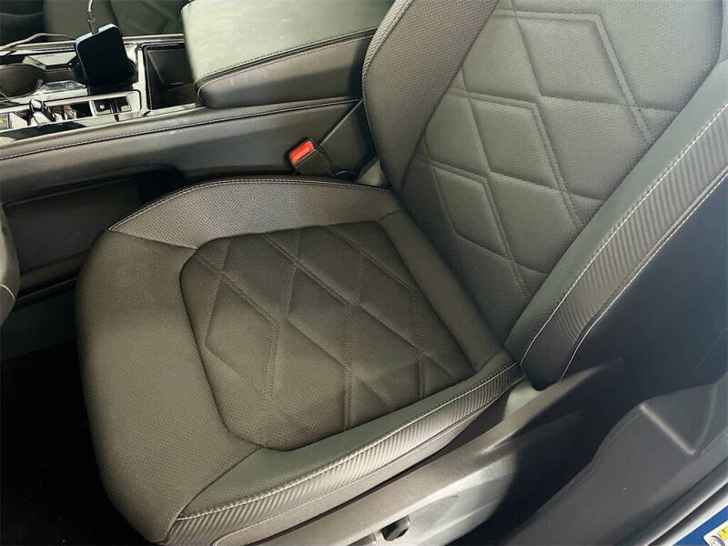 2024 Volkswagen Atlas Cross Sport SE