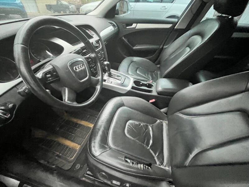 2009 Audi A4 2.0T quattro Premium