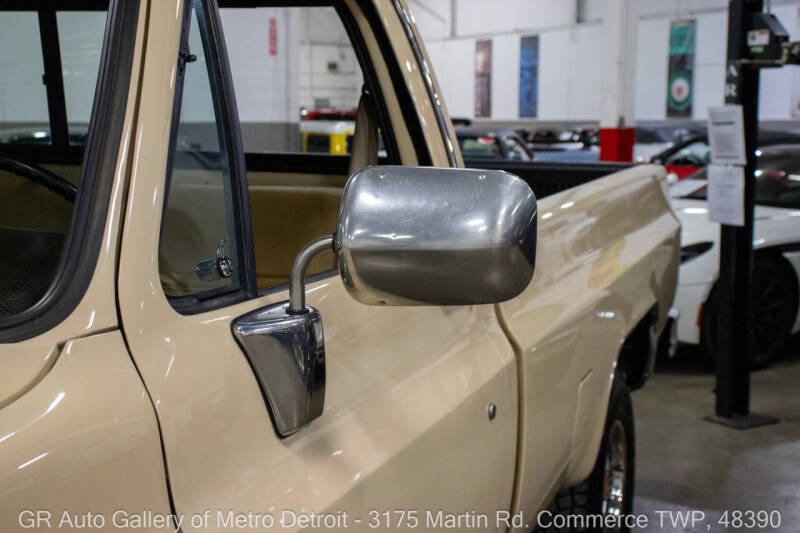 1987 Chevrolet R/V 10 Series V10