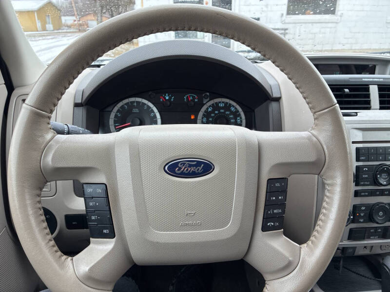 2011 Ford Escape XLT