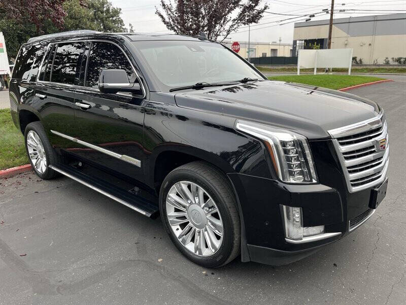 2017 Cadillac Escalade Platinum
