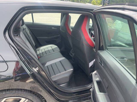 2025 Volkswagen Golf GTI SE