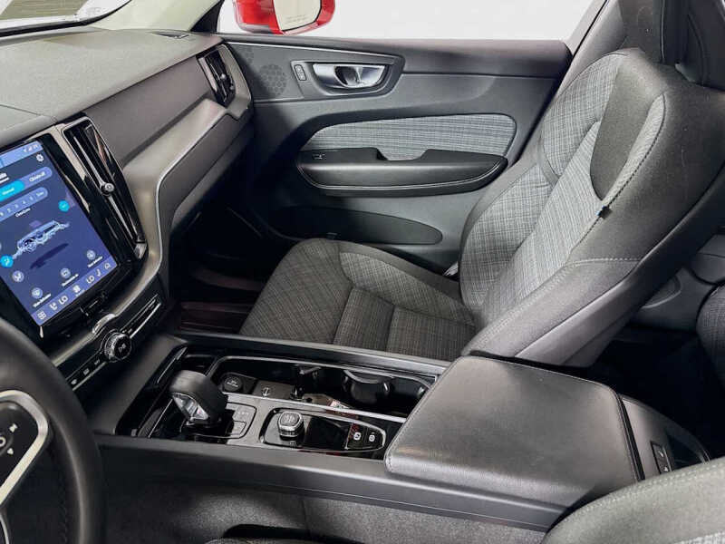 2023 Volvo XC60 B5 Core