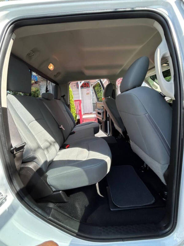 2019 RAM 1500 Classic SLT