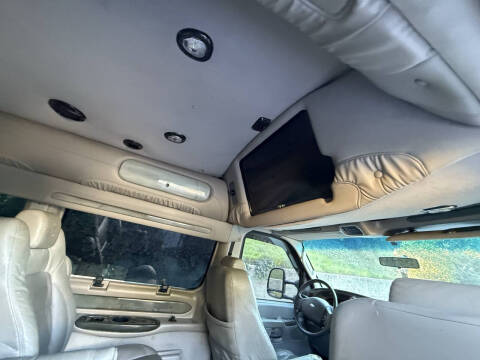 2008 Ford E-Series E-250 SD