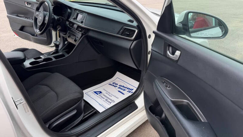 2016 Kia Optima LX