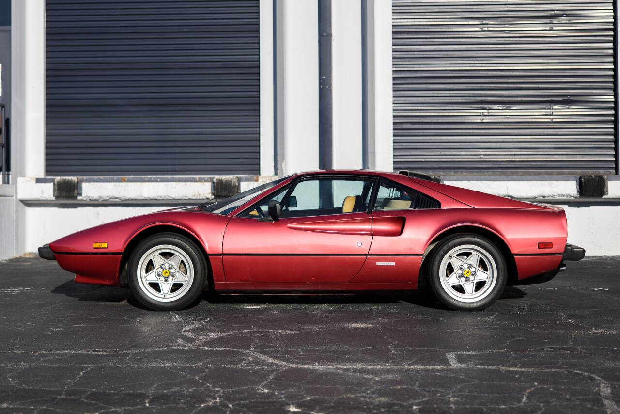 1983 Ferrari 308 14