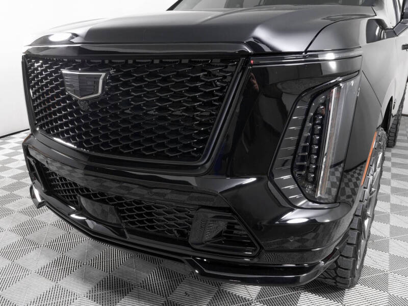 2025 Cadillac Escalade-V