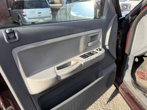 2005 Dodge Dakota SLT