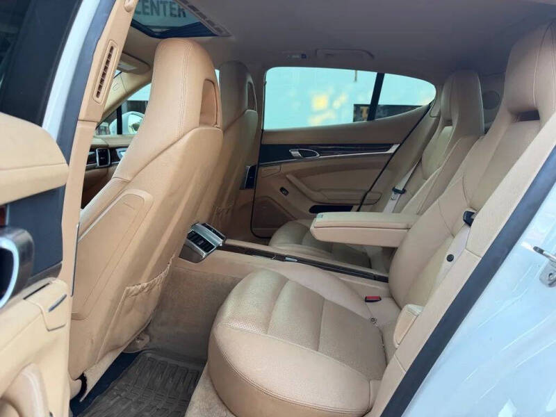 2012 Porsche Panamera