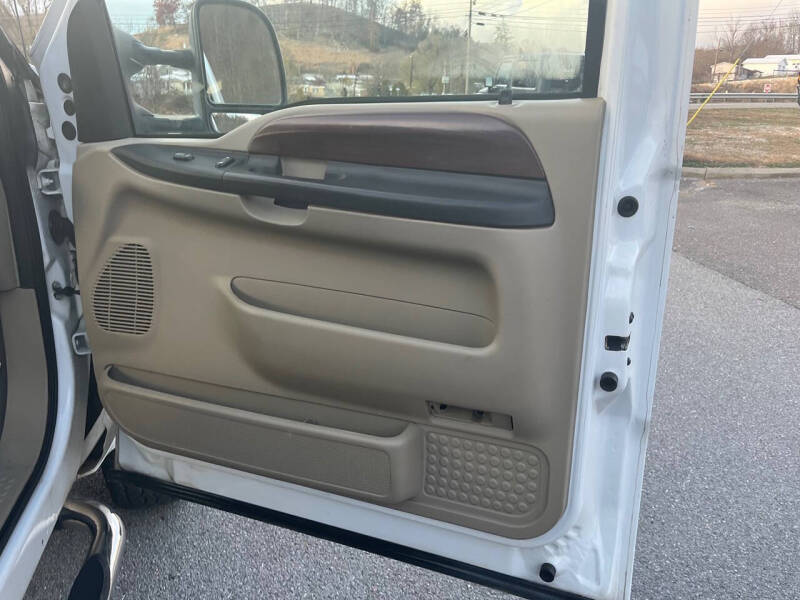 2006 Ford F-350 Super Duty XLT