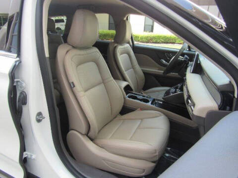 2022 Lincoln Corsair Standard