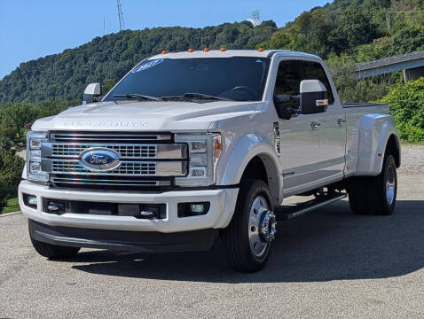 2017 Ford F-450 Super Duty for sale at Seibel's Auto Warehouse in Freeport PA